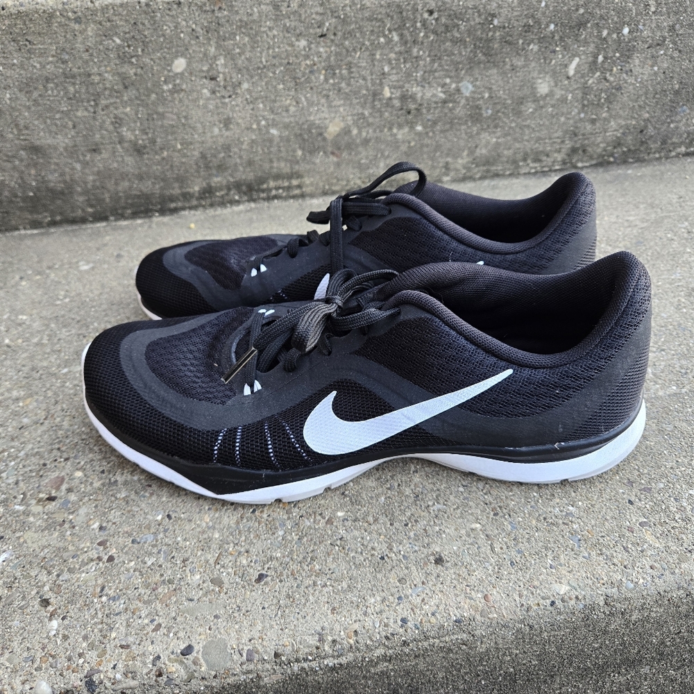 Women's Nike Flex 6